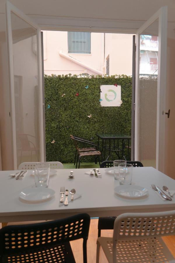 Apartment In Center Of Atene Esterno foto
