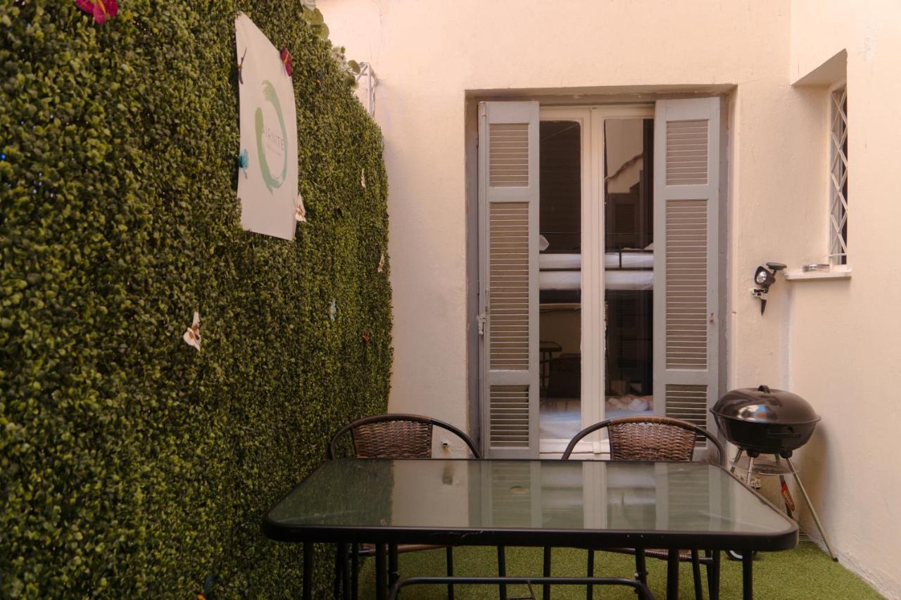 Apartment In Center Of Atene Esterno foto