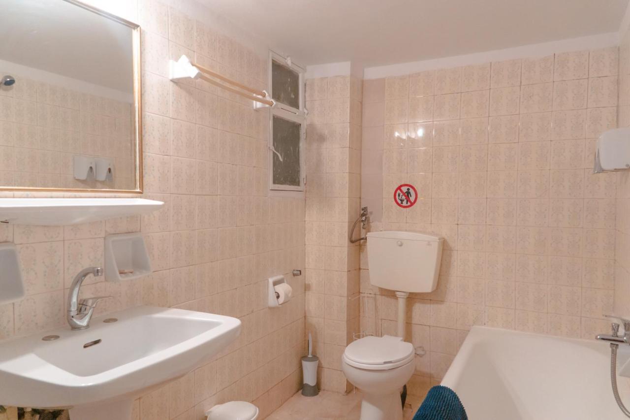 Apartment In Center Of Atene Esterno foto